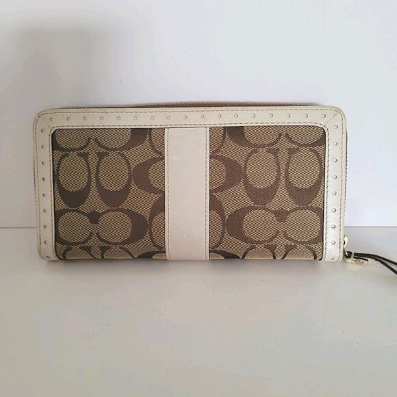 Coach Leather Wallet White Beige Zip Around Large Clutch Western Continental - Picture 2 of 8